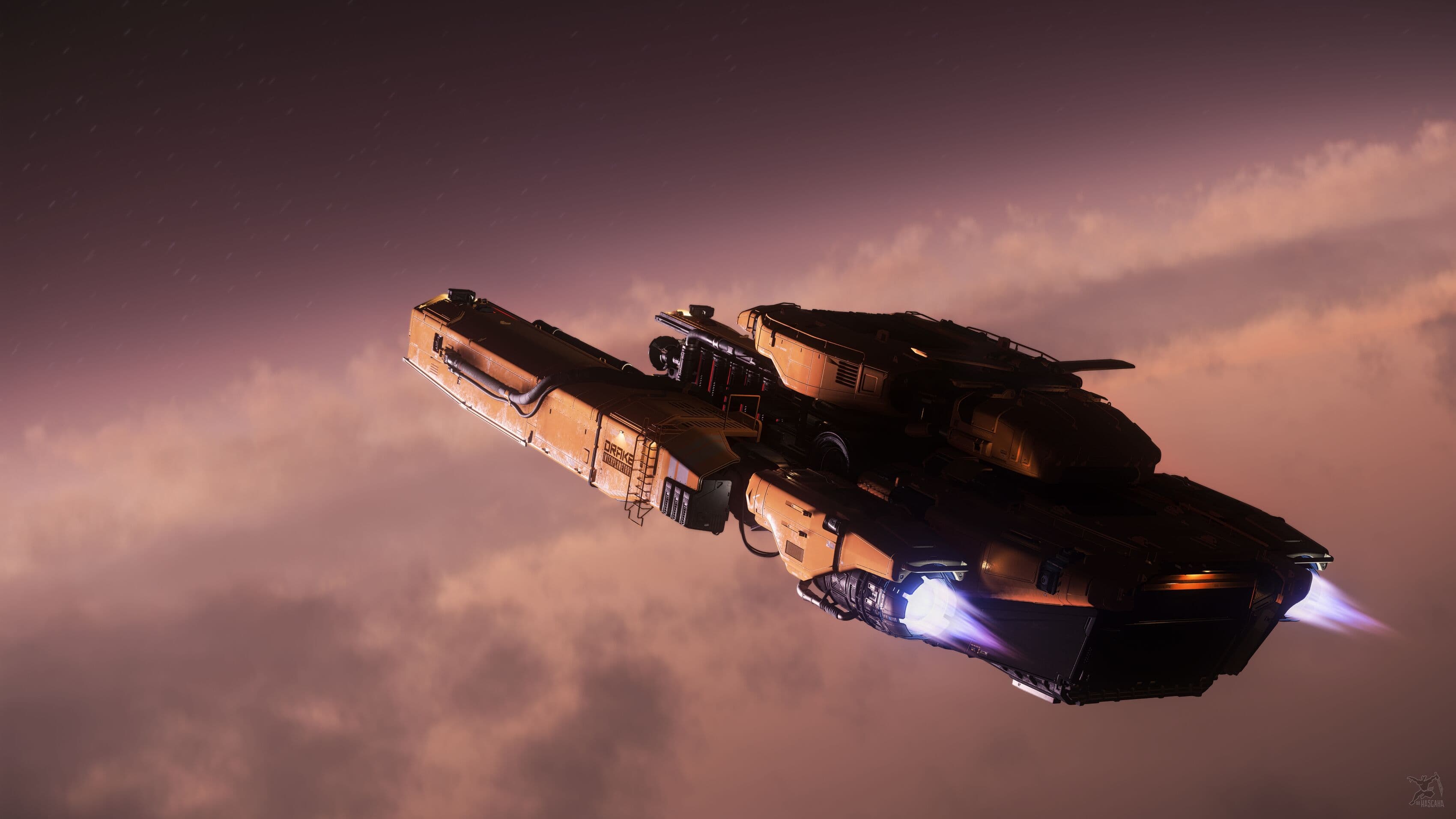 A Drake Vulture salvage ship departing Hurston